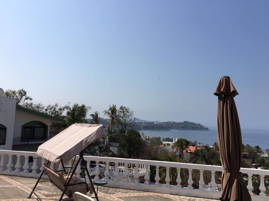 View from lower terrace to the exclisive area of La Punta