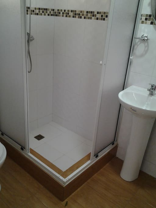 Baño completo.