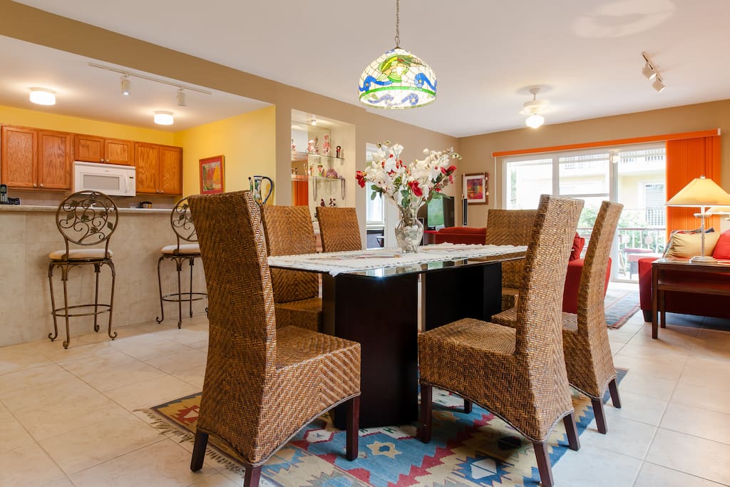 Dining room for 6 with everything you need except the food!
