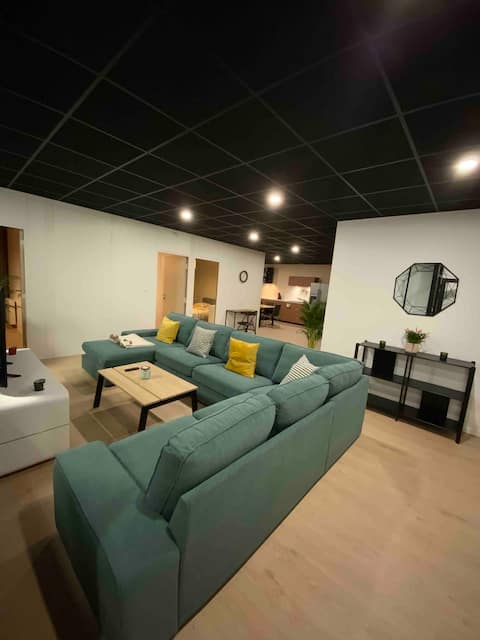 4 Bedroom Loft 8p or 10p near ski resort