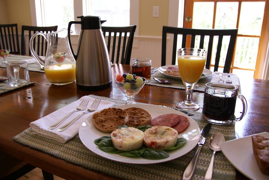 A multi-course gourmet breakfast with organic fair-trade coffee, fresh fruit and a delicious hot entree!