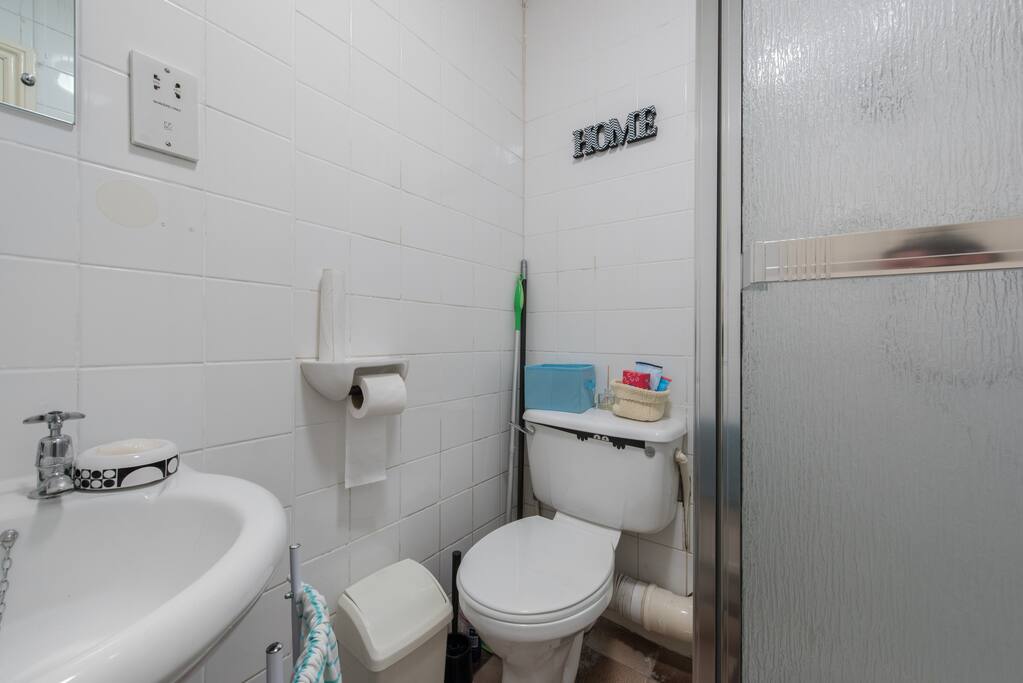 WC, shower, basin