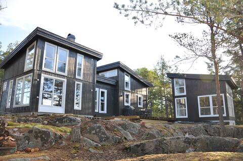 Brand new spacious cabin at Hankø