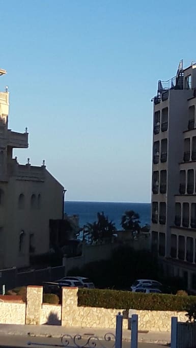 vista mare dal terrazzo