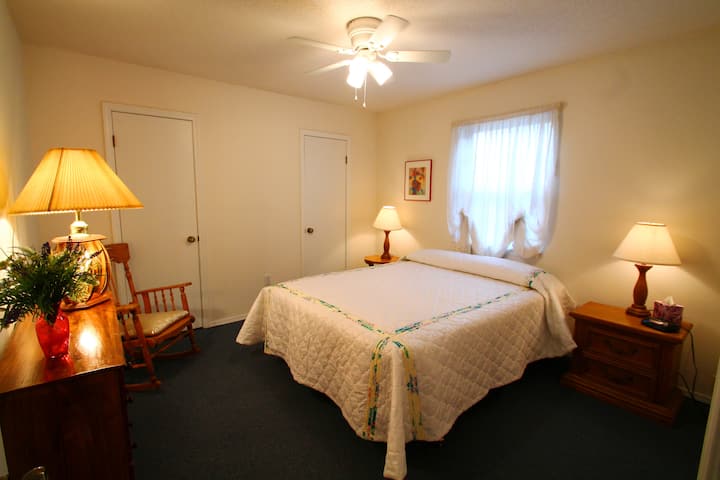 Bedroom #1