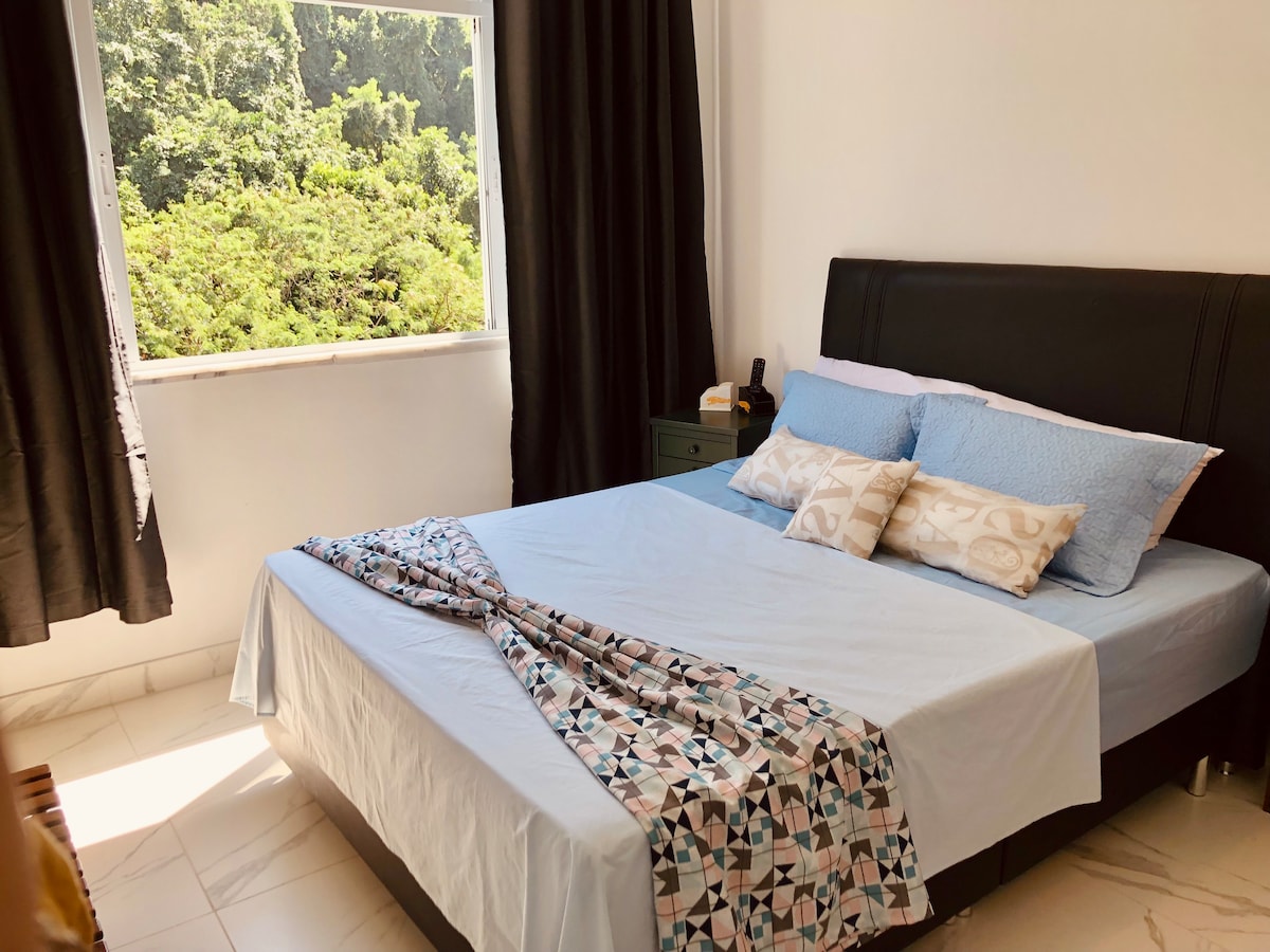 Chumba chenye upepo mkali chenye mandhari ya kipekee 