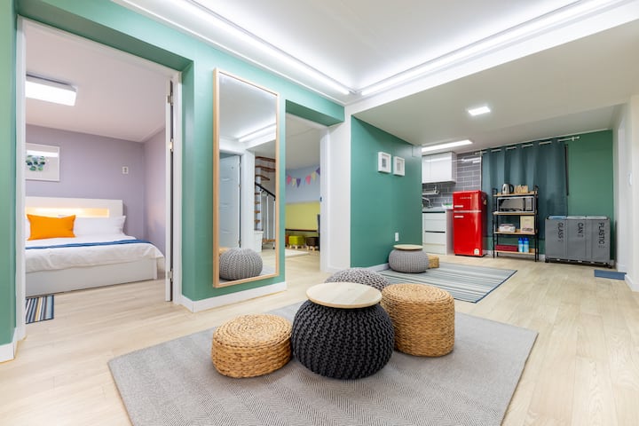 Hongik Univ. Stn. 2mins/6br&4.5btr/+16p/luda House - Seoul
