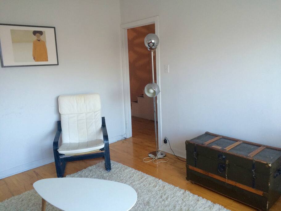 Le salon - The sitting room