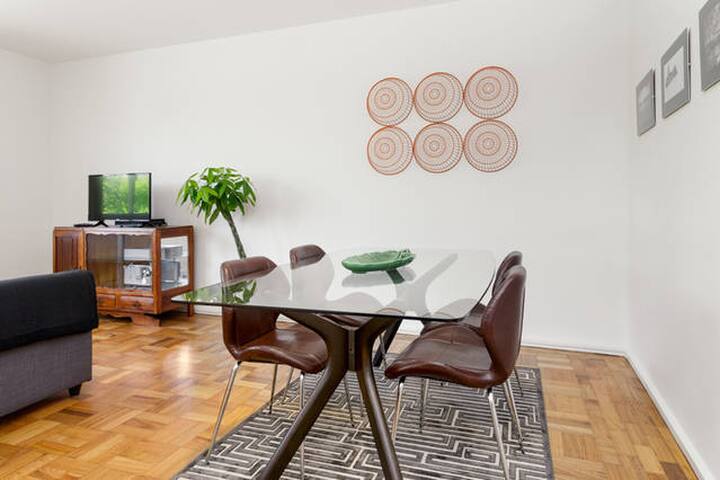 FH – Prédio de 6 Apartamentos no Centro do Porto gallery image 4