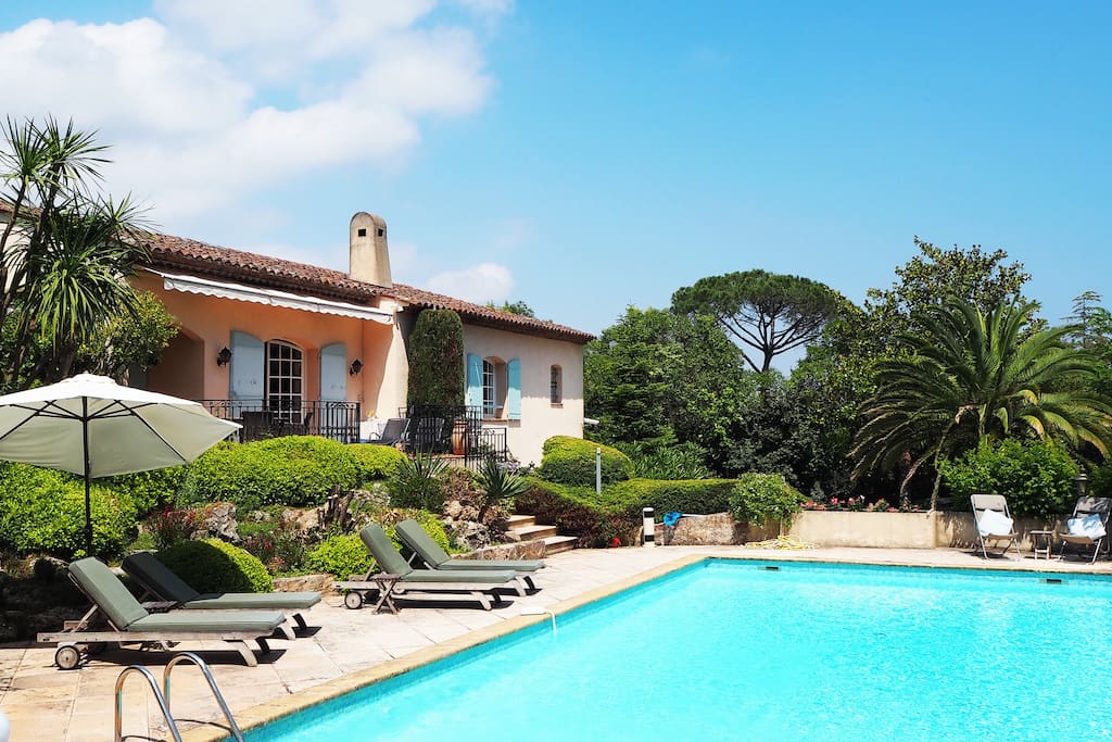 A beautiful 4 bedroom villa with large garden and private swimming pool in the heart of France's Côte d’Azur
