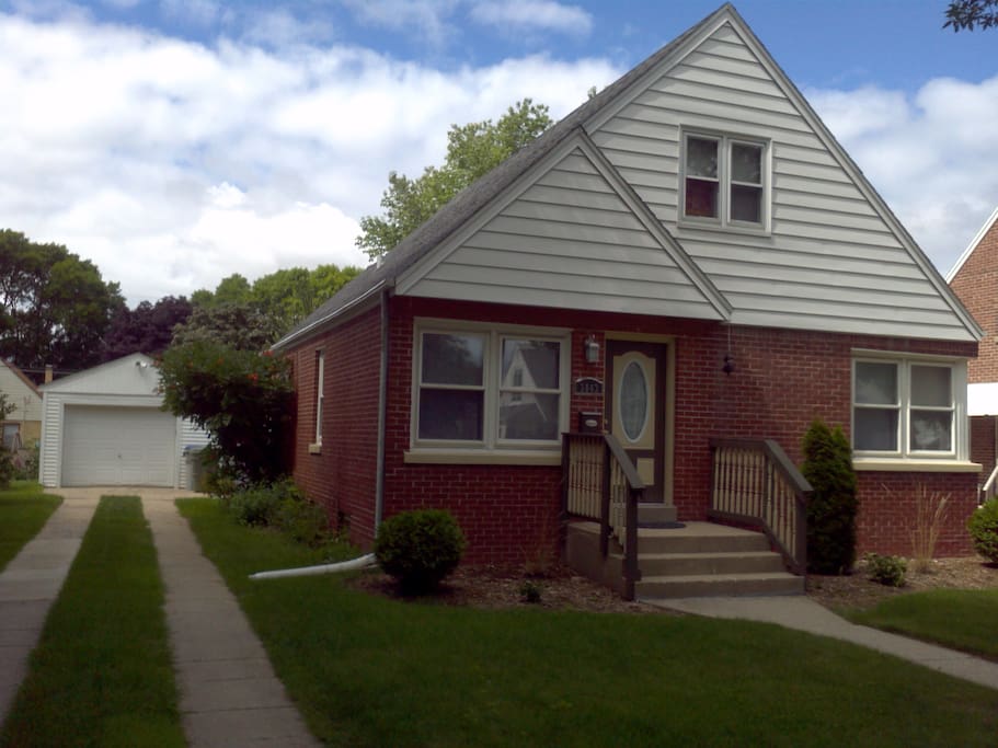 about us rent wisco pvt bedroom in charming cozy home a houses for rent in milwaukee wisconsin united states about us rent wisco pvt bedroom in charming cozy home a houses for rent in milwaukee wisconsin united states