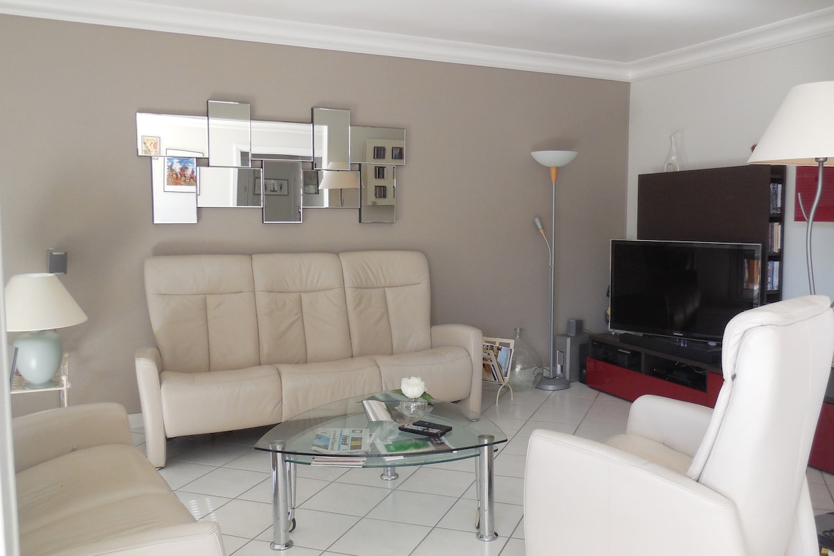 Propriété Airbnb réussie: Beautiful apartment close to the city center. à Le Puy En Velay