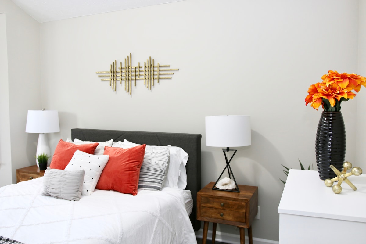 Cute and spacious house just for you!