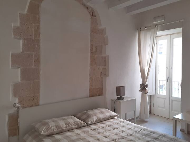 Spálňa je na 1. poschodí.