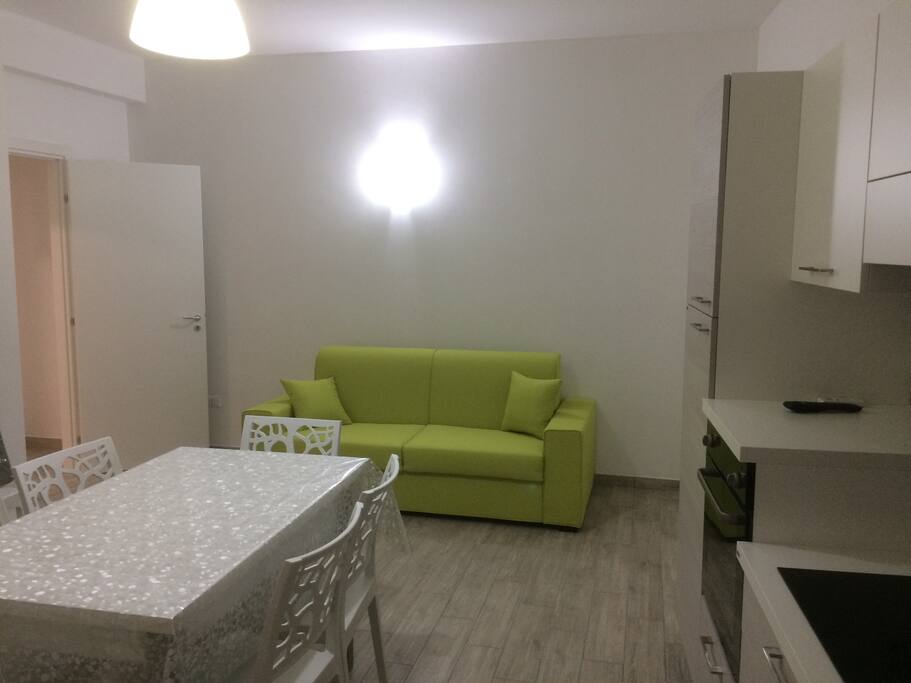 DIVANO LETTO