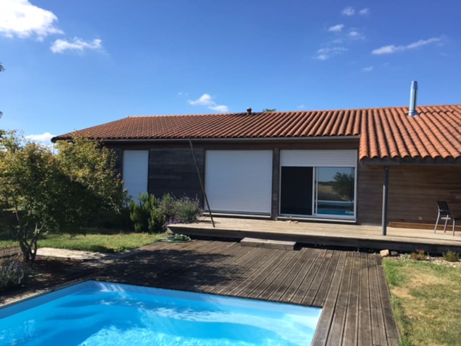 Maison vue de derrière