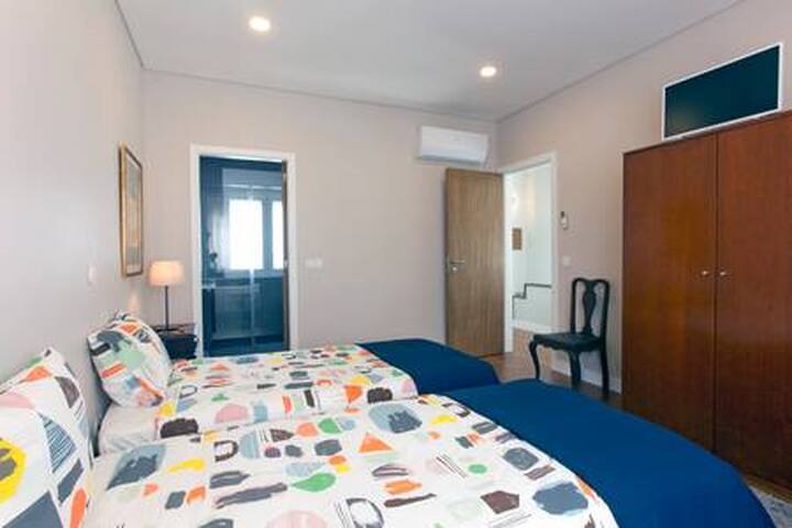 Friends&Family House gallery image 2