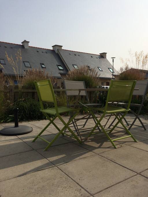 Terrasse de 20m2, close et équipée
