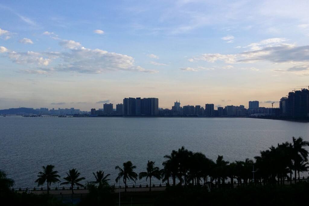 海景房窗台外景-View of Seaview room