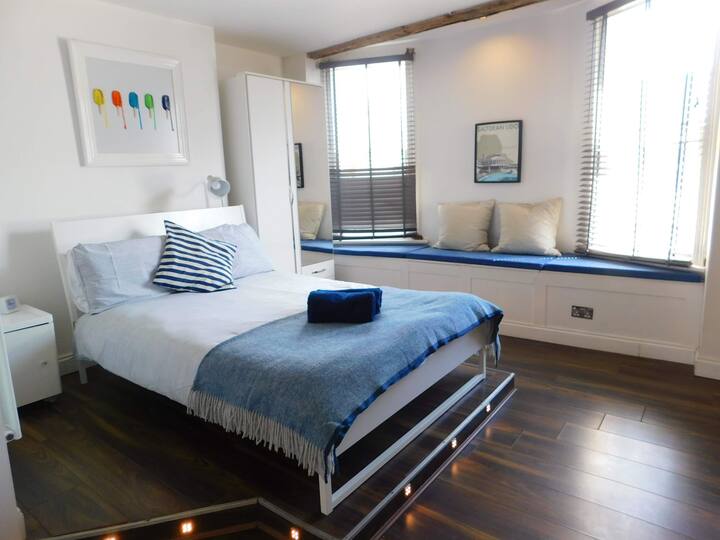 Central Kemptown Studio Apartment Flats for Rent in Brighton, Sussex