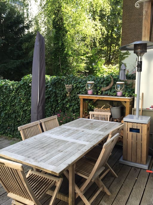 garden - 6 seat table + gas heater