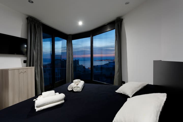 Attico ristrutturato fronte mare Gallipoli Salento