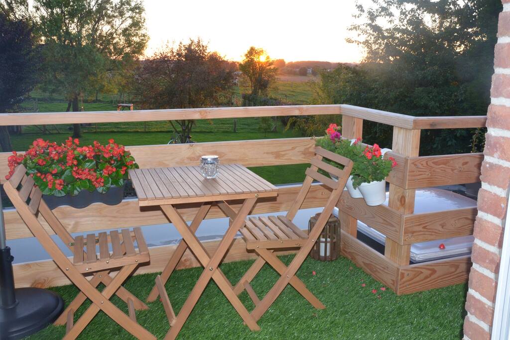 Balcon avec vue sur la campagne