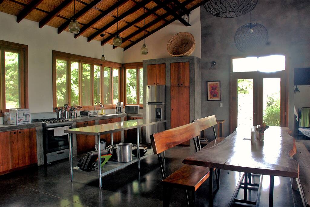 Large cooks' kitchen with dinings