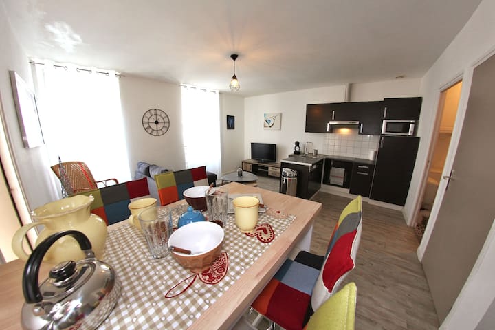 2 rooms town center Lorient