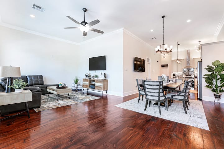Lux Beautiful House W/heated Pool & Hottub - New Orleans, LA