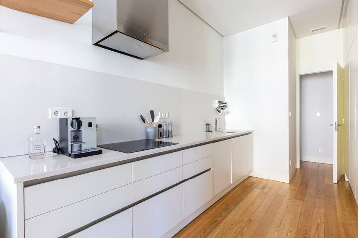 MY LX FLAT Luxury Chiado Design Apartment gallery image 2