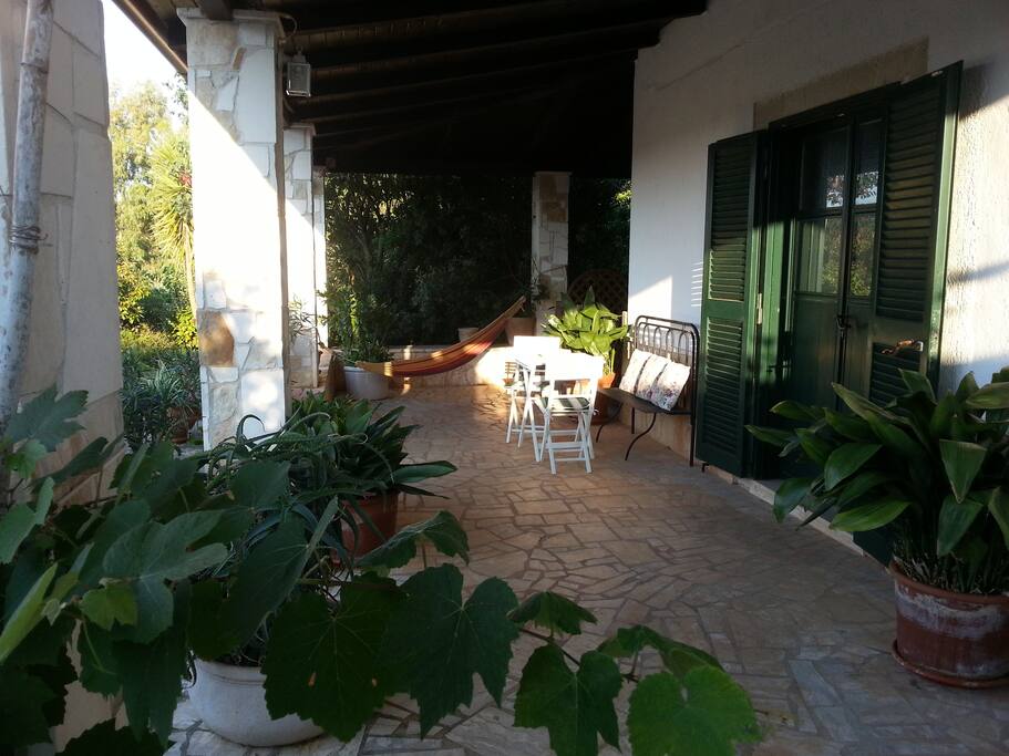 portico
