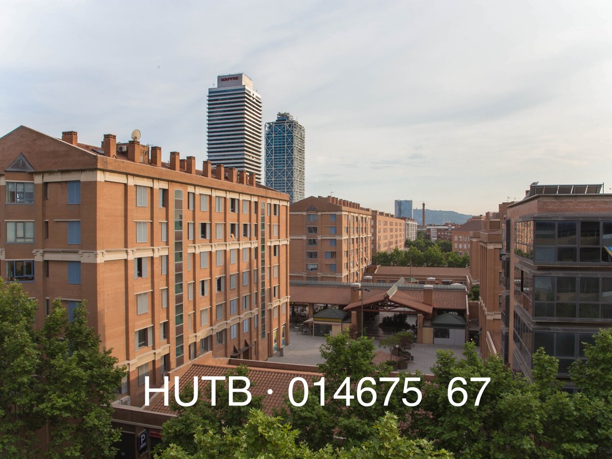 Top performing Airbnb: 108. Vila Olimpica Apartment in La Vila Olímpica Del Poblenou