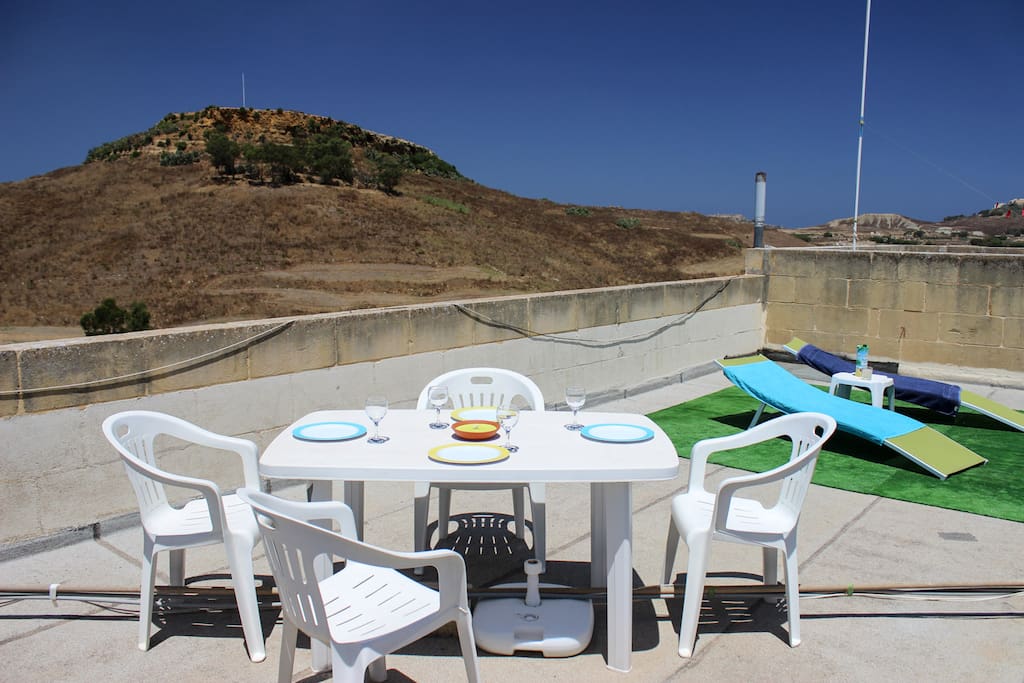 Free Roof Top access with amazing countryside views