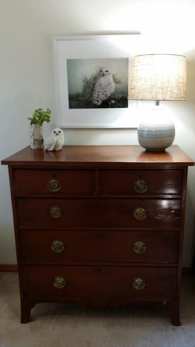 Queen room with beautiful amenities