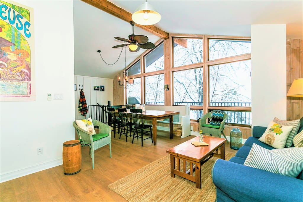 entertaining area