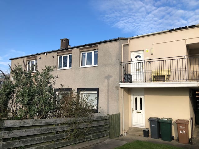 Listing in City Of Edinburgh