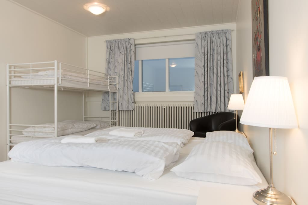 The room is perfect for smaller groups or families