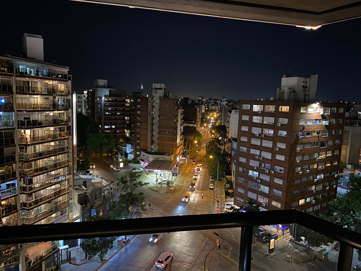 Successful Airbnb property: Euge Apart* in Pocitos