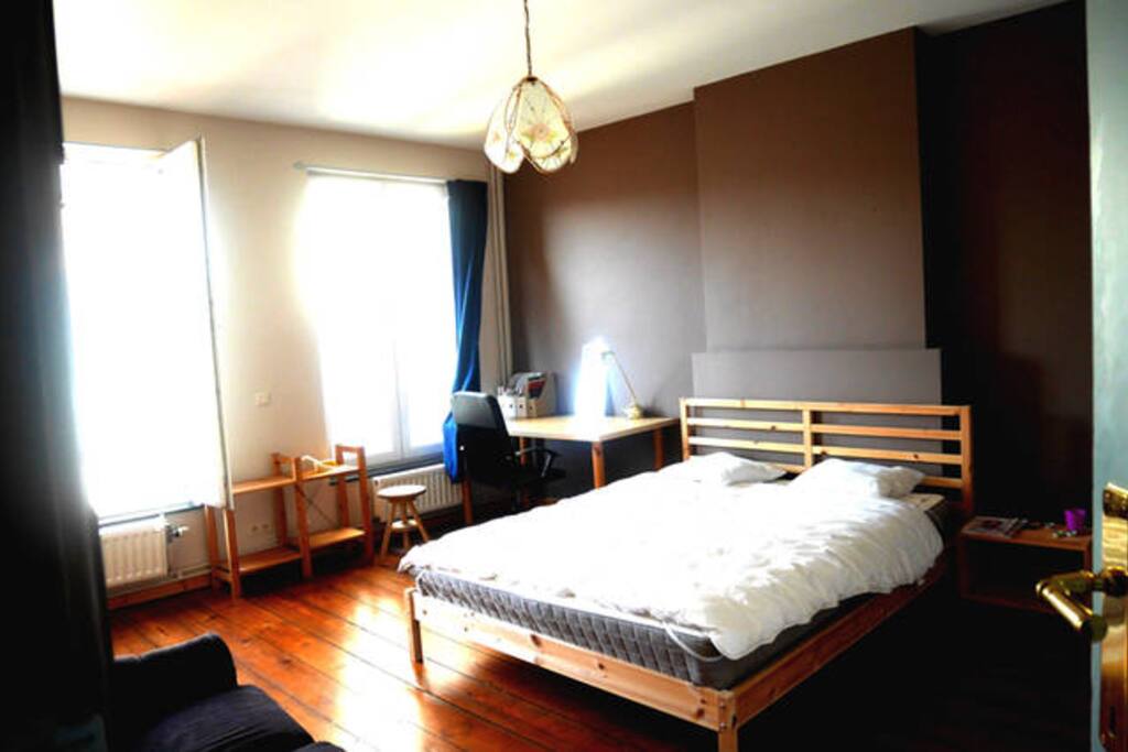 room 1 available now / disponible dès maintenant - good for colocation / bonne pour coloc !