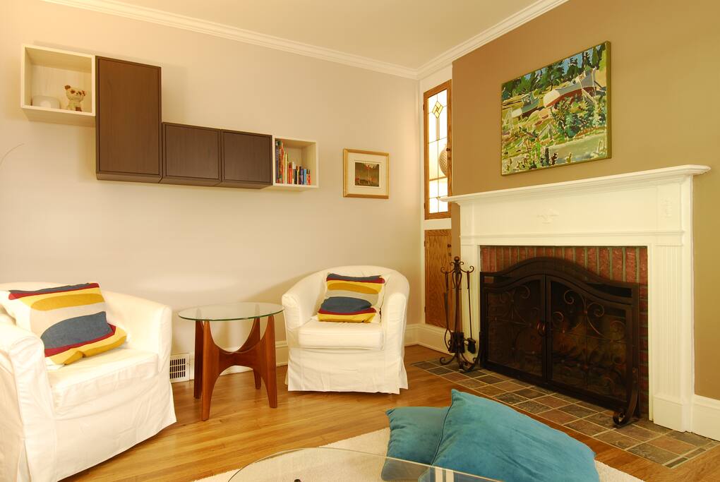 Sitting area next to fireplace
