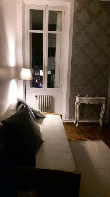 De nuit