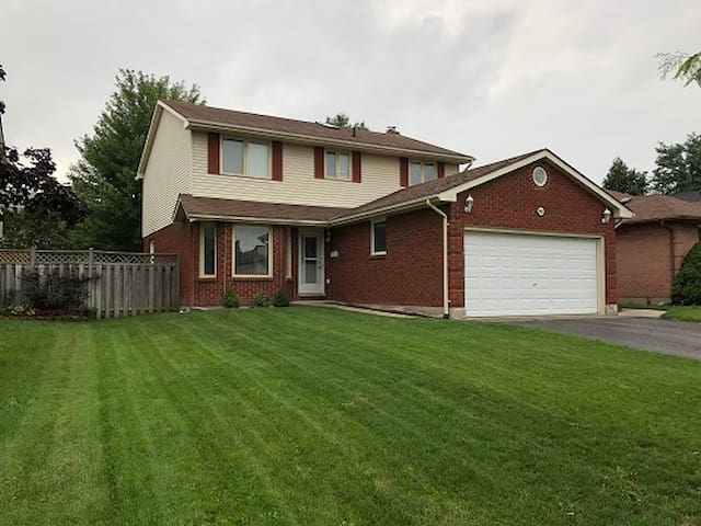 convenient go to UWO and downtown B