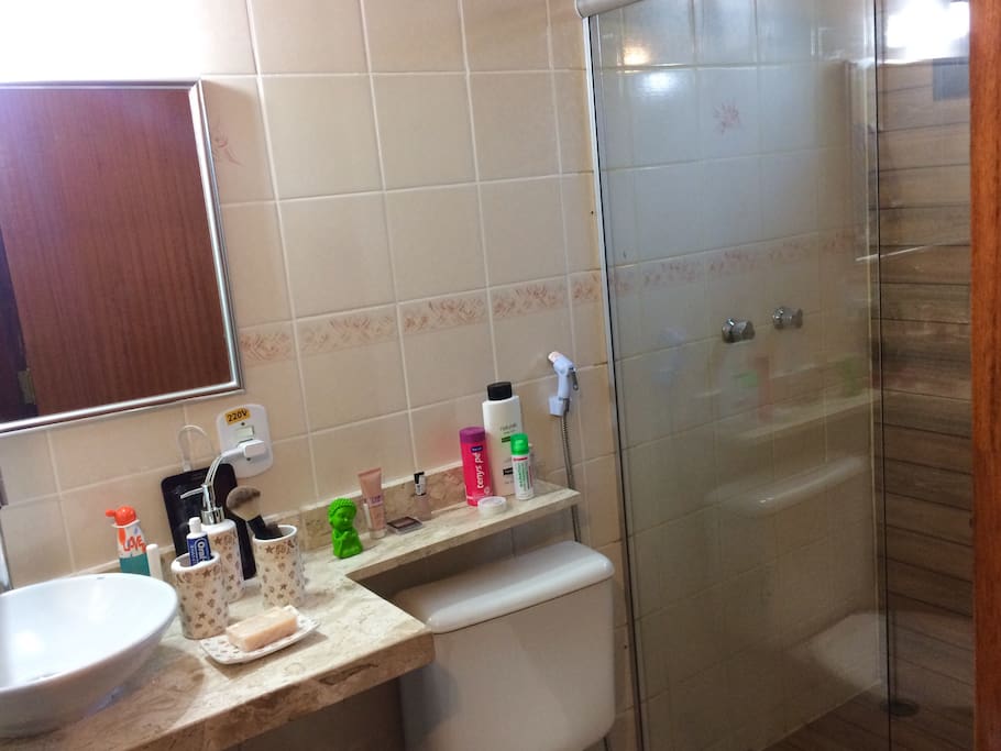 Banheiro do apartamento