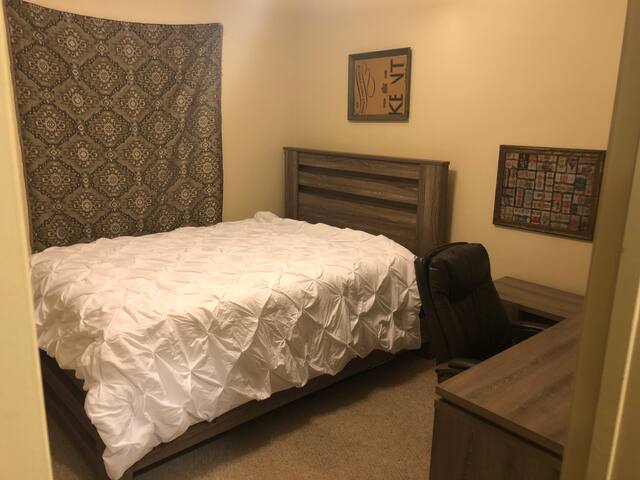 Nicholson Lakes Guest Stay