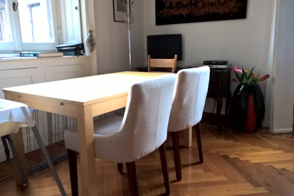 large table so you can get your stuff done.