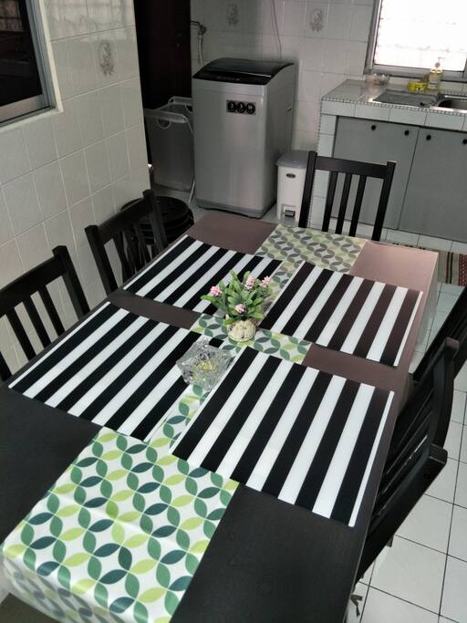 2nd dining table in the kitchen