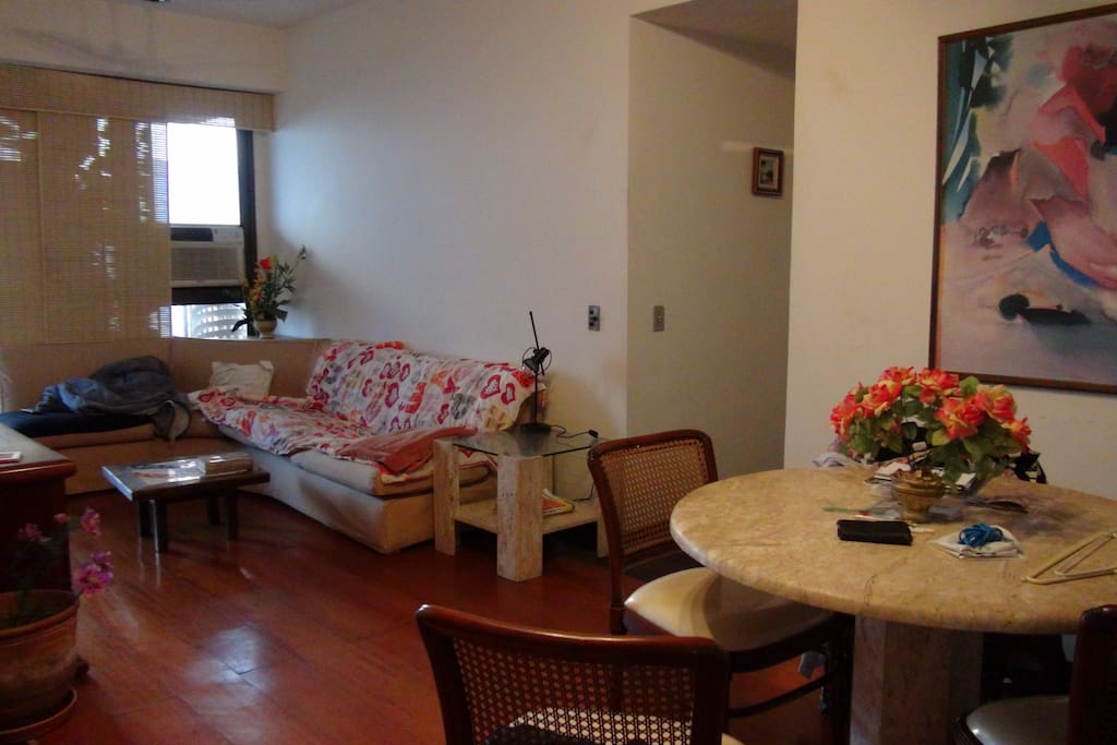 Sala e sofa