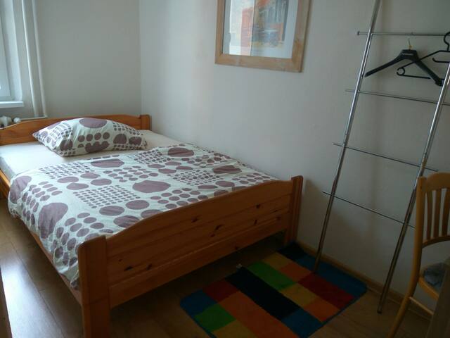 Socialist apartment building, number 4