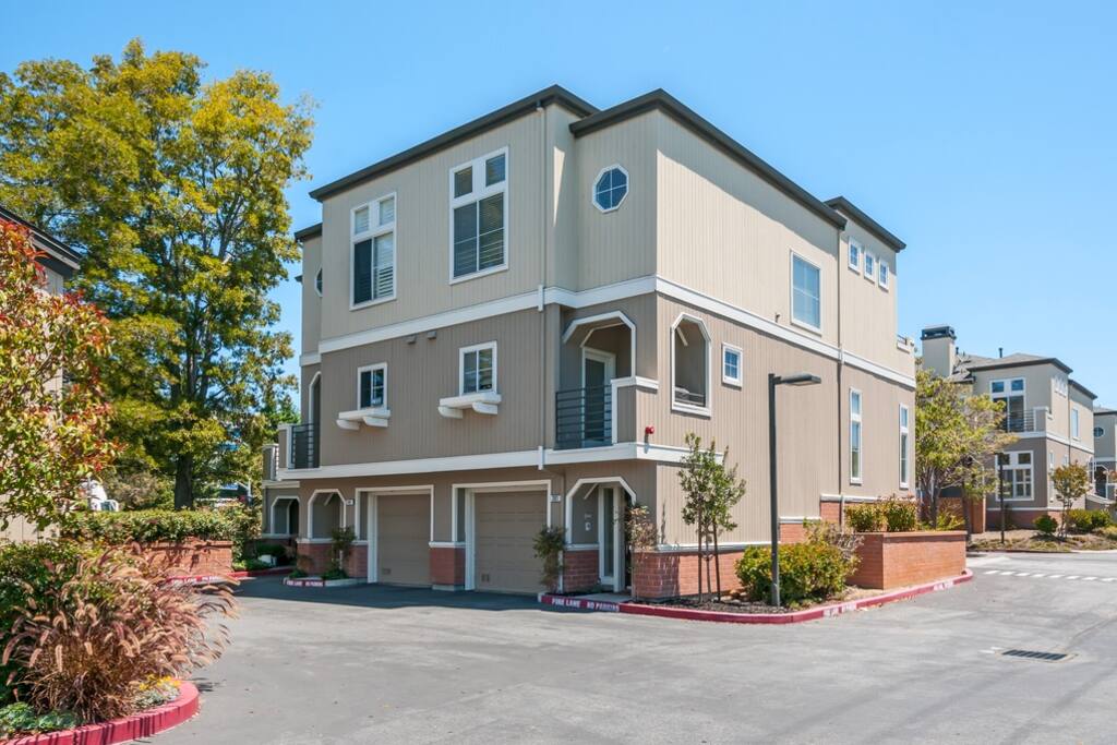 Modern Townhouse from outside